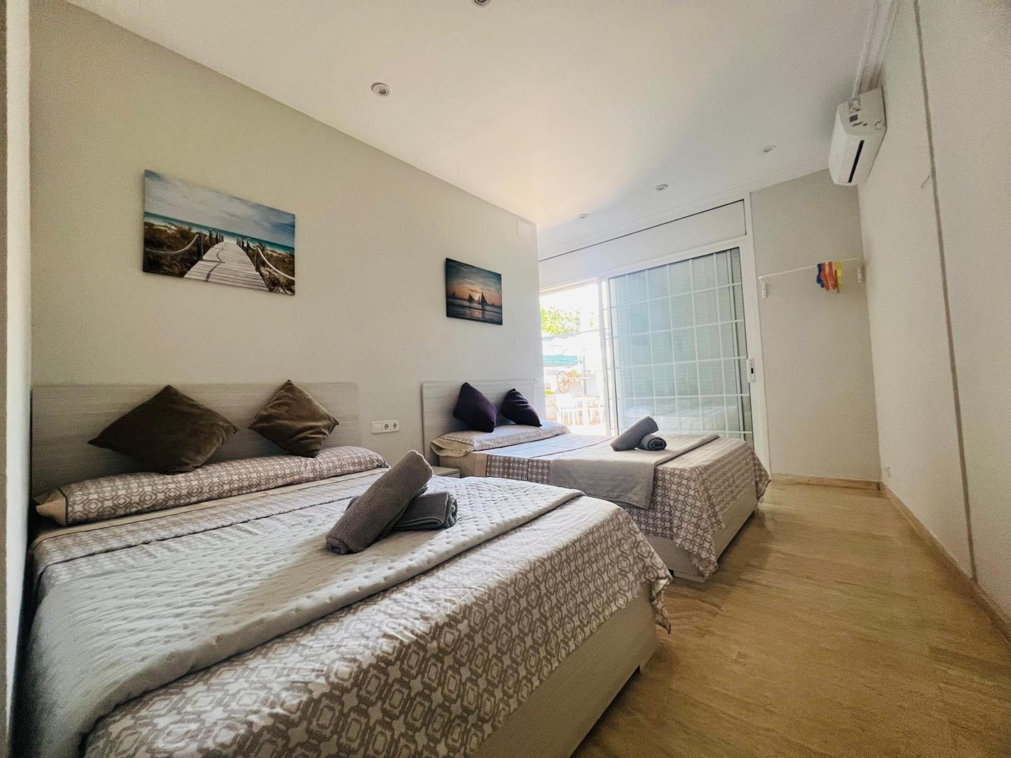 Apartamentos Playa Badalona Exterior foto